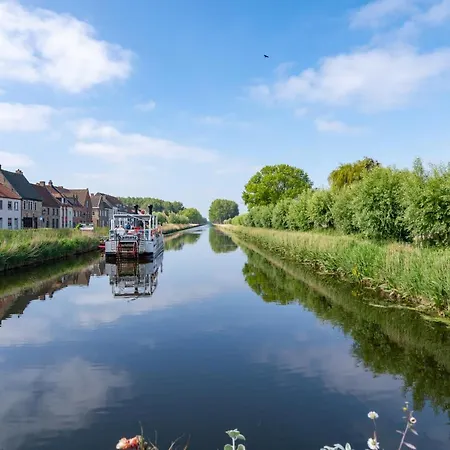 D'oude Schaapskooi, De Luxe Vakantiehoeve In *
